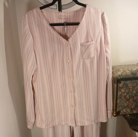 Croft & Barrow Pink Striped Pajama Set - Picture 2 of 10